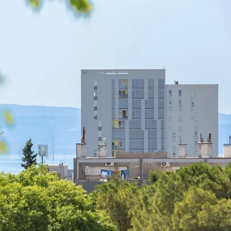 With Wifi - 21232 Apartment